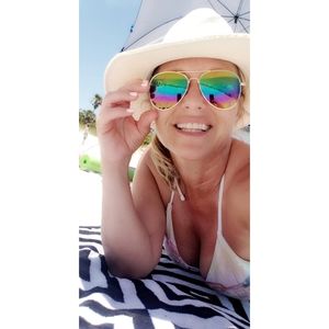 Meet your Posher, Geri